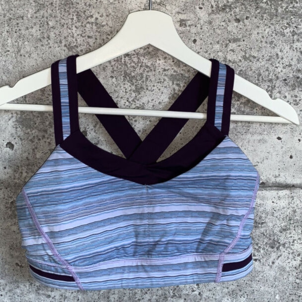 Lululemon Rack Pack Bra - Size 4 - Picture 4 of 6